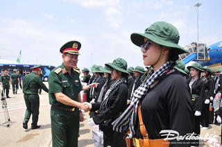 Đoàn Nữ du kích miền Nam xuất quân dự Lễ kỷ niệm 70 năm Chiến thắng Điện Biên Phủ