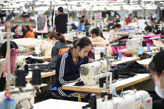 Tăng năng suất lao động để giảm giờ làm