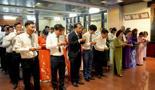 Quỹ Khởi Sự Từ Tâm tri ân Anh hùng Liệt sĩ và Mẹ Việt Nam Anh hùng