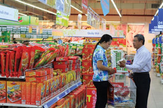 Thị trường hàng bán lẻ và tiêu dùng nhanh tăng cao trong dịp Tết 2023