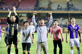 Vòng 25 V.League: Đội nào trốn được suất xuống hạng?