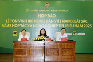 Nông dân xuất sắc năm 2023 đạt doanh thu 140 tỷ đồng/năm