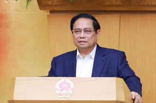 Thủ tướng: Tháo gỡ điểm nghẽn để đạt mục tiêu tăng trưởng 2 con số