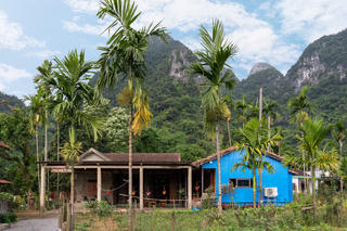 Nhà phao chống lũ thành 'homestay'