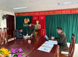Triệu tập đối tượng xúc phạm Cảnh sát giao thông trên mạng xã hội