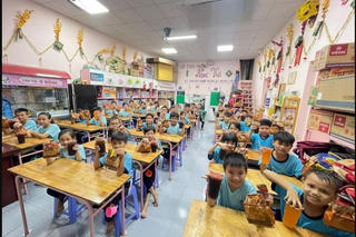 Lớp học 'gieo con chữ, gặt tình thương'