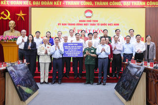 Hơn 280 tỷ đồng ủng hộ xây dựng nhà đại đoàn kết cho người nghèo tỉnh Điện Biên