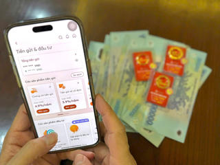 Vàng, bạc, đô la đều tăng, nên chọn kênh đầu tư nào?