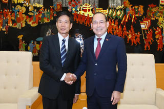 Đoàn đại biểu cấp cao Mặt trận Lào xây dựng đất nước thăm và làm việc tại Việt Nam