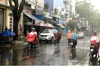 Cảnh báo mưa dông kèm lốc, sét tại Bắc Bộ, cao nguyên Trung bộ và Nam bộ