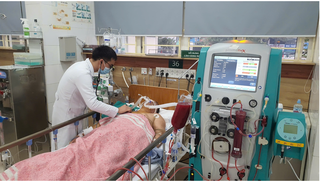 Hà Nội: 14 người nhập viện sau bữa ăn tại trung tâm hội nghị đều âm tính với methanol và ethanol