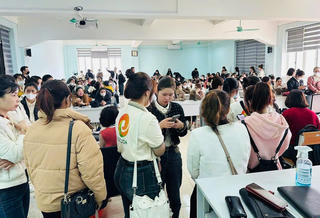 Nhiều lao động trên 40 tuổi đang khó khăn trong tìm việc làm