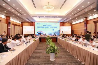 Diễn đàn Kinh tế 2023: Cùng Doanh nghiệp 'vượt sóng'