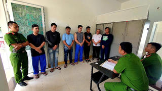 Đắk Lắk: Bắt 7 đối tượng đập phá quán phở, tạt sơn vào nhà dân