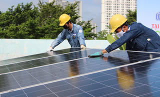 Chuyển đổi năng lượng cho sản xuất xanh