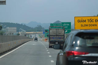 Tăng cường kiểm tra, tổ chức lại giao thông trên các tuyến cao tốc 2 làn xe