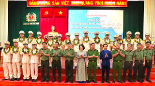 Đảng ủy, Ban Giám đốc Công an tỉnh Đắk Nông đối thoại với thanh niên, phụ nữ