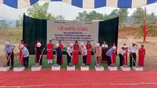 Điện Biên Đông phấn đấu "xóa bản trắng điện lưới quốc gia"