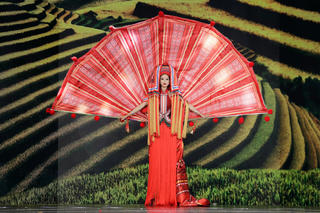 Mãn nhãn với trang phục văn hóa dân tộc tại Miss Grand Vietnam 2022