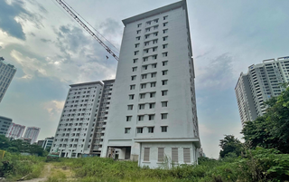 Hà Nội: Nghịch lý giá nhà tăng cao nhưng hàng nghìn căn hộ tái định cư bị bỏ hoang