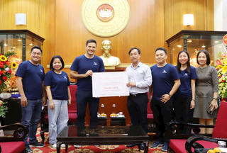 Lan tỏa thêm nhiều nghĩa cử cao đẹp tới xã hội