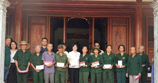 Về với 'địa chỉ đỏ' – Hành trình tri ân thấm đẫm đạo lý và nhân văn của ROX