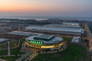 VinGroup chào bán trái phiếu đợt 3 để lấy vốn sản xuất ô tô