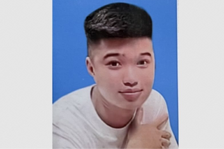 Tạm giữ đối tượng hành hung bé trai 12 tuổi trước sảnh chung cư ở Hà Nội