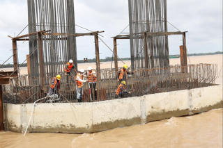 Cận cảnh công trình Cầu Đại Ngãi 1 vượt sông Hậu