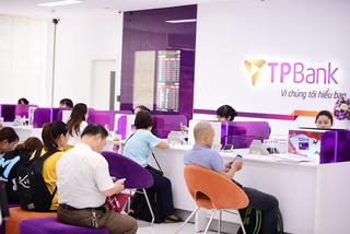 TPBank báo lãi bán niên tăng 26%, nợ xấu tăng
