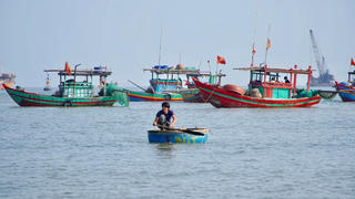 Người dân bắt đầu ra khơi đánh cá, không còn tập trung phản đối xây dựng cảng Long Sơn