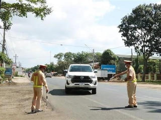 Lái xe khi không có bằng lái, dương tính với ma túy: Tài xế đối diện mức phạt 46 triệu đồng 