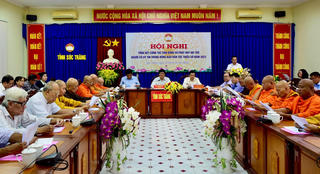 Phát huy tốt vai trò người có uy tín trong đồng bào dân tộc thiểu số