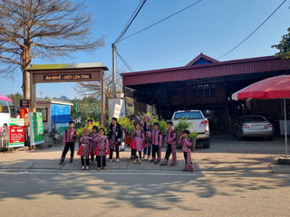 Những đứa trẻ thích đi làm hơn đi học