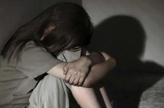 Nữ vận động viên 13 tuổi nhiều lần bị 2 đồng đội hiếp dâm