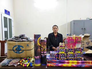 Triệt phá đường dây buôn pháo số lượng lớn, thu giữ nhiều vũ khí nóng