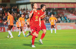 Cầu thủ gốc Việt sáng cửa dự SEA Games