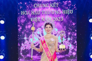 Doanh nhân Lê Thị Liệu đăng quang Hoa hậu Thương hiệu Việt Nam 2023