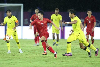 SEA Games 32: U22 Việt Nam chiến thắng nghẹt thở 2-1 trước Malaysia