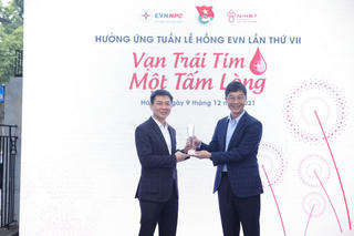 EVNNPC hưởng ứng hiến máu trong Tuần lễ hồng lần thứ VII
