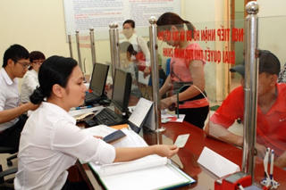 Quy định xếp chuyển lương viên chức thế nào?