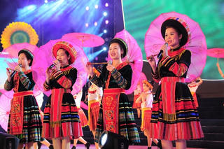 13 dân tộc tham gia Tuần Đại đoàn kết các dân tộc 2017
