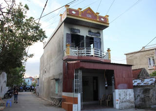 Cháy nhà giữa đêm, hai mẹ con chết thảm
