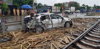 Nhiều lãnh đạo đường sắt bị phê bình vì tai nạn xảy ra liên tiếp
