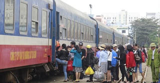 Chế độ thanh toán vé tàu xe đi lại quy định thế nào?