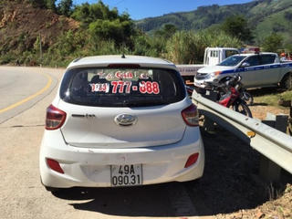 Truy nã đối tượng bỏ trốn trong vụ cướp xe taxi tại đèo Lò Xo