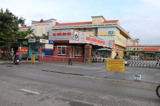 Hà Tĩnh: Phong tỏa, dừng tiếp nhận bệnh nhân tại bệnh viện tỉnh