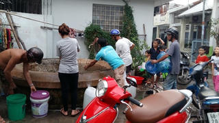 Giếng cổ giải khát hạn mặn