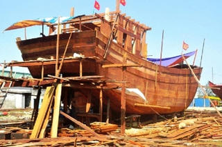 Quảng Nam hỗ trợ hơn 54,2 tỷ đồng cho ngư dân đóng tàu lớn