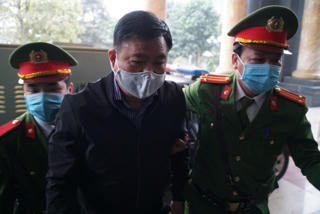 Ông Đinh La Thăng tiếp tục hầu tòa